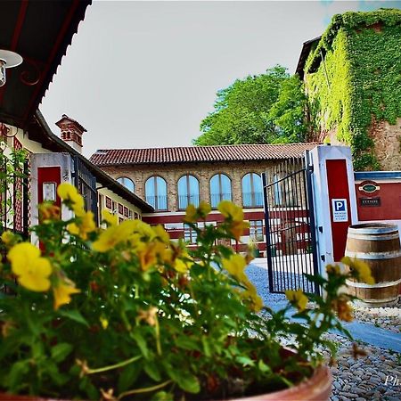 Foresteria Ristorante Conti Roero Monticello d'Alba Dış mekan fotoğraf
