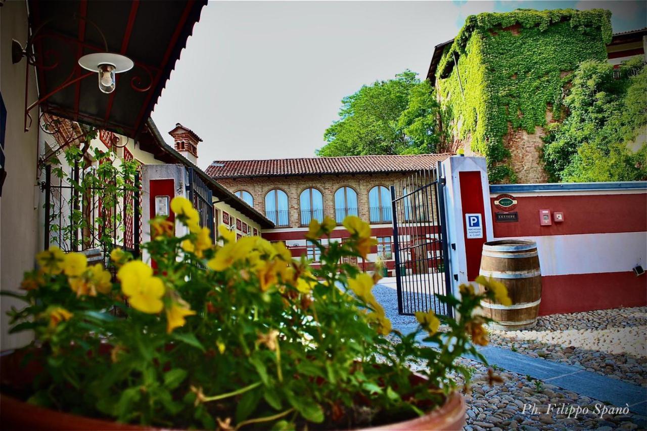 Foresteria Ristorante Conti Roero Monticello d'Alba Dış mekan fotoğraf